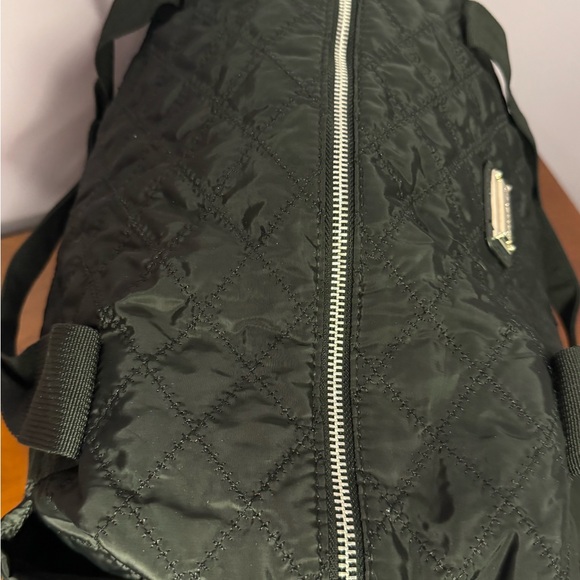 Madden Girl Quilted Weekend Tote / Travel Bag — Like New - Picture 11 of 15